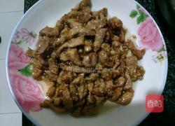 芹菜小炒肉的做法图解3