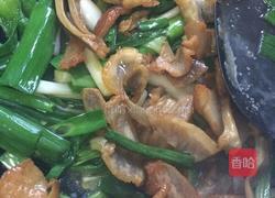 大蒜炒腊肉的做法图解10