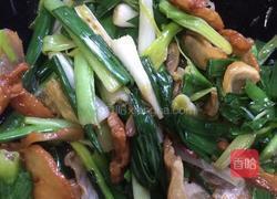 大蒜炒腊肉的做法图解11