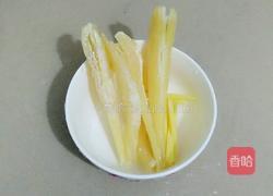 白菜鱼干高汤的做法图解2
