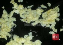 酱油萝卜干蛋炒饭的做法图解1