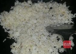 酱油萝卜干蛋炒饭的做法图解2