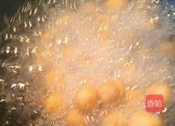 拔丝空心琉璃丸子的做法图解8