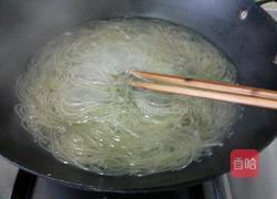 蒜苗拌粉条的做法图解2