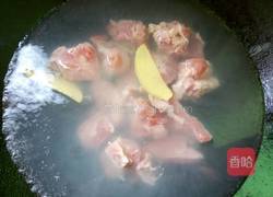 山药排骨汤的做法图解4