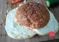 Illustration of how to make hamburgers (Big Mac type) 4