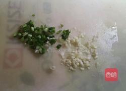 豆芽拌芹菜的做法图解2