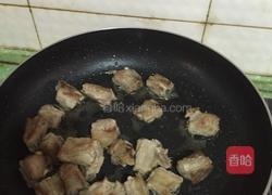 玉米连藕排骨汤的做法图解4