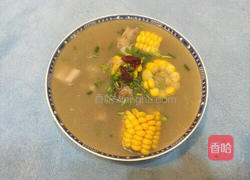 玉米连藕排骨汤的做法图解7