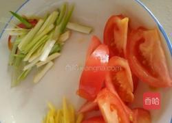 西红柿鸡蛋炒年糕的做法图解1