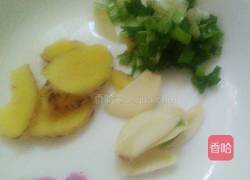 可乐鸡翅（我的黑暗料理）的做法图解2