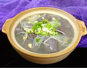 ＃年夜飯＃雞血豆芽湯