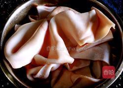 肉皮冻之年年有鱼的做法图解1