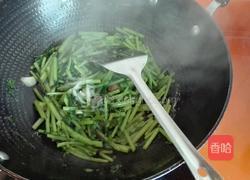 鸡蛋炒茼蒿的做法图解6