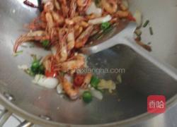 马蹄炒河虾的做法图解5