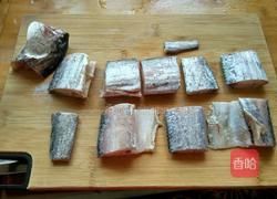  糖醋带鱼的做法图解1