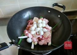  五花肉卤蛋的做法图解3