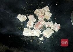 南瓜焖排骨的做法图解3