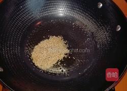 芝麻蚝油拌金针蘑菠菜的做法图解6