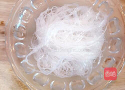 蒜蓉粉丝蒸元贝的做法图解3