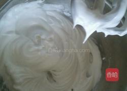 6寸戚风蛋糕的做法图解6