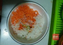 疏菜饼的做法图解1