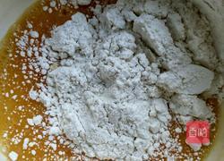 胡萝卜鸡蛋饼的做法图解3