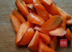 鸭肉焖胡萝卜的做法图解2