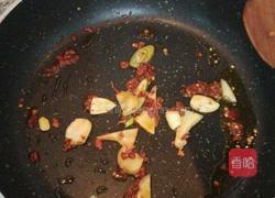 香菇鸡块的做法图解2