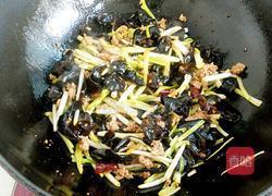 肉碎蒜香炒木耳的做法图解6