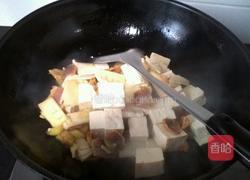 雪菜冬笋豆腐煲的做法图解3