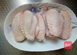 豆瓣酱蒸鸡翅(吉)的做法图解1
