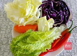 凉拌五彩丝的做法图解1