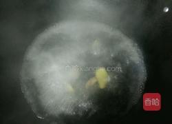 牛尾煲首乌的做法图解2