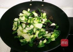 小白菜炒木耳的做法图解5