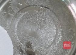 玉米和肉松寿司的做法图解1