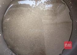 芝麻核桃酥糖的做法图解2