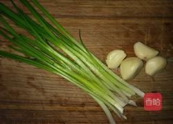 双椒炒牛肉的做法图解2