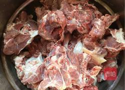 高压锅版炖羊蝎子的做法图解4