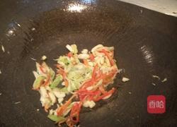 咸菜炒猪肠的做法图解2