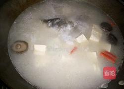 鱼头豆腐汤的做法图解5