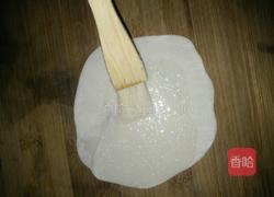 饺子皮葱香饼的做法图解4