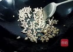 碗豆玉米炒肉的做法图解6
