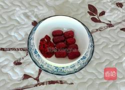 百合红枣银耳汤的做法图解4