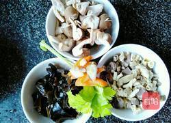 爽口鸭杂的做法图解1