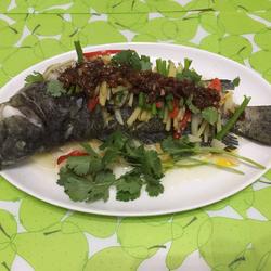 清蒸石斑鱼的做法[图]