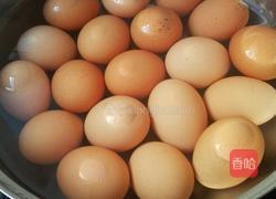 乡巴佬卤蛋的做法图解1