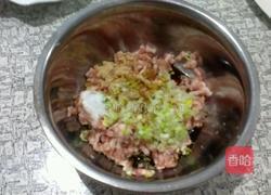 虾仁小馄饨的做法图解2