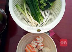 葱香米粉汤的做法图解1