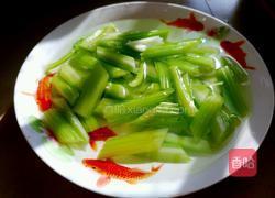 芹菜炒豆干的做法图解6